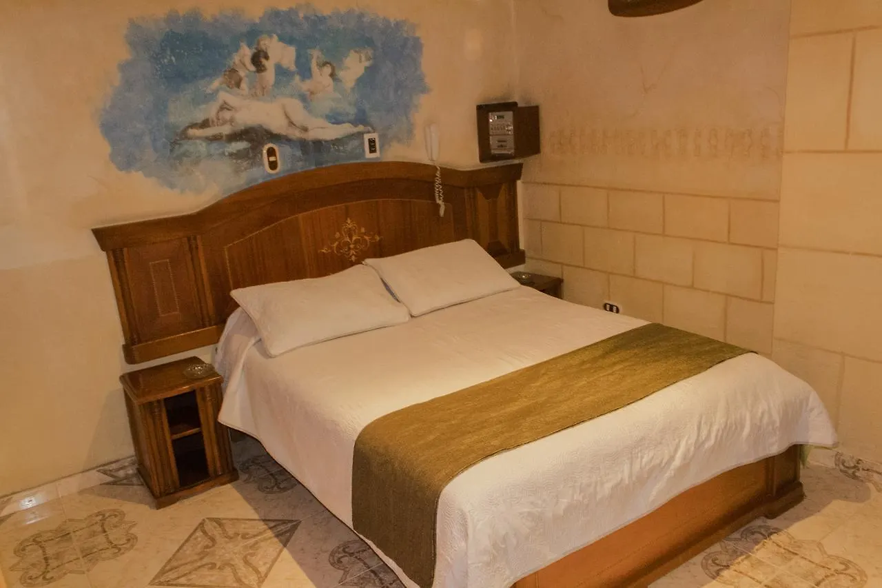 Motel Piramides De Cristal Bogotá Colombia