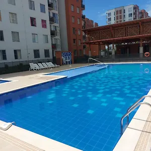 Cómoda Habitación Privada En Apto Con Piscina ! , Cali Colombia